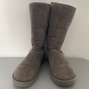 Gray Uggs